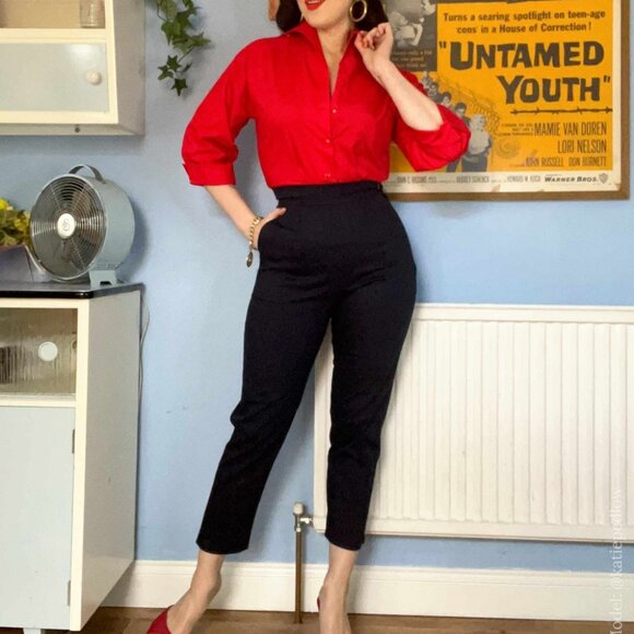 Vintage 1950's Style Reproduction High Waisted Navy Pedal Pushers/Capris - Picture 5 of 5